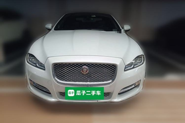 Used Jaguar XJ 2016 XJL 2.0T Two-Wheel-Drive Elegant Business Edition Front