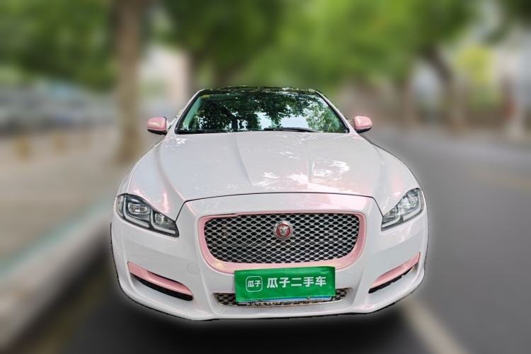 Used Jaguar XJ 2016 XJL 2.0T Two-Wheel-Drive Elegant Business Edition Front
