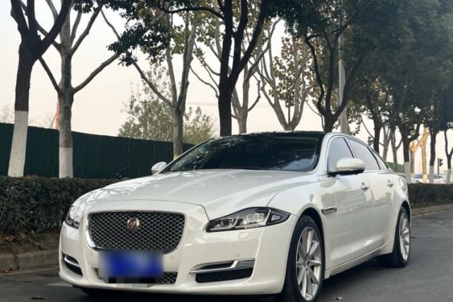 Used Jaguar XJ 2016 XJL 3.0 SC Four-Wheel Drive Panoramic Business Edition
