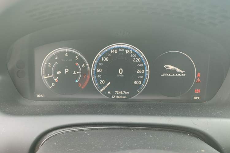 Used Jaguar XJ 2016 XJL 2.0T Two-Wheel-Drive Elegant Business Edition Instrument Cluster
