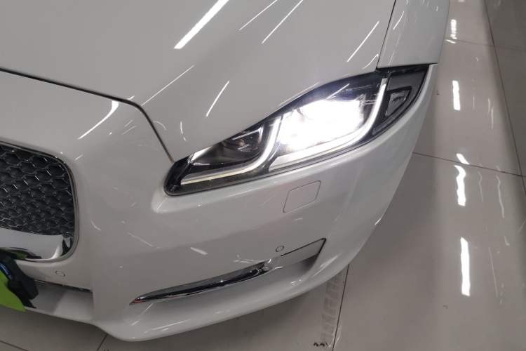 Used Jaguar XJ 2016 XJL 3.0 SC Two-Wheel-Drive Elegant Business Edition Left Front Headlight