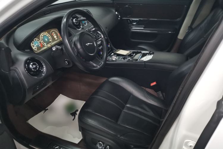 Used Jaguar XJ 2016 XJL 3.0 SC Two-Wheel-Drive Elegant Business Edition Left Front Seat