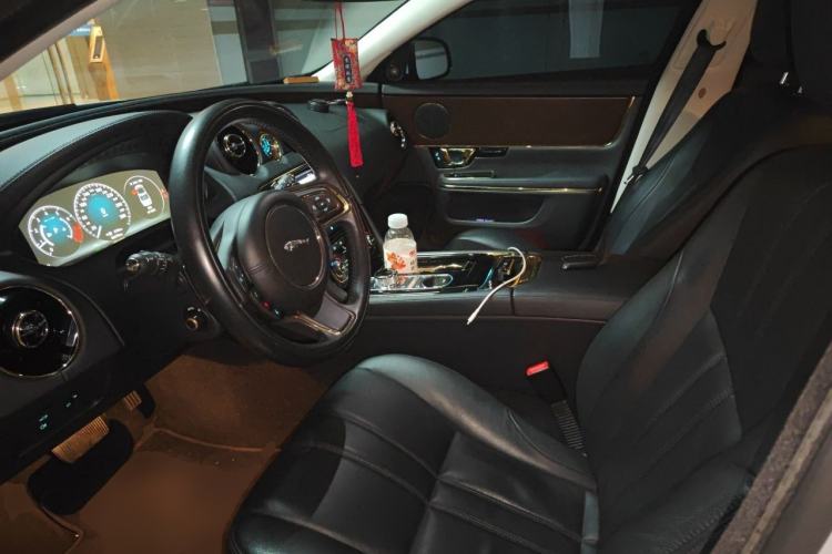 Used Jaguar XJ 2016 XJL 3.0 SC Two-Wheel-Drive Elegant Business Edition Left Front Seat