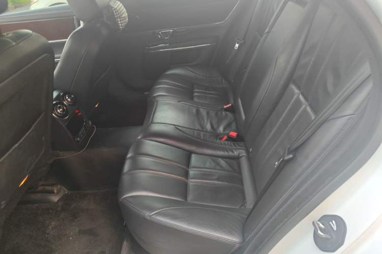 Used Jaguar XJ 2016 XJL 3.0 SC Two-Wheel-Drive Elegant Business Edition Left Rear Seat