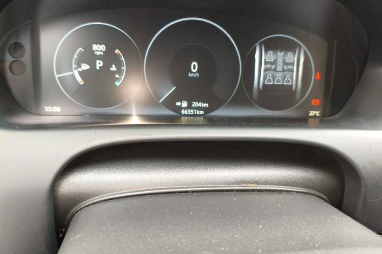 Used Jaguar XJ 2016 XJL 3.0 SC Two-Wheel Drive Prestige Business Edition Odometer Close Up