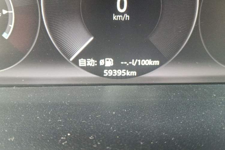 Used Jaguar XJ 2016 XJL 2.0T Two-Wheel-Drive Elegant Business Edition Odometer Close Up