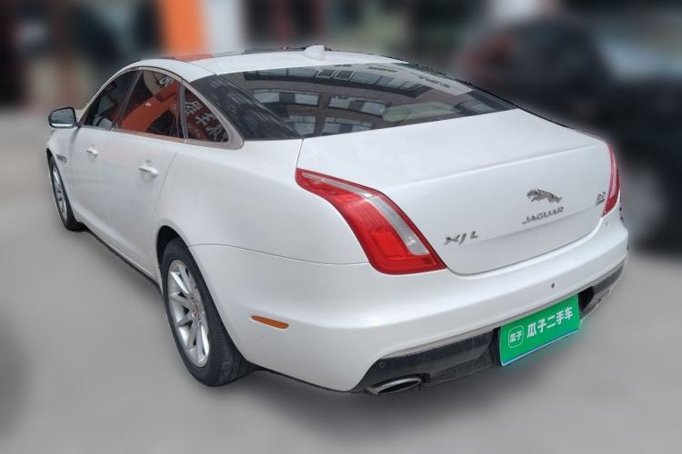 Used Jaguar XJ 2016 XJL 2.0T Two-Wheel-Drive Elegant Business Edition Rear Left 45 Deg