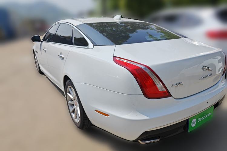 Used Jaguar XJ 2016 XJL 3.0 SC Two-Wheel-Drive Elegant Business Edition Rear Left 45 Deg