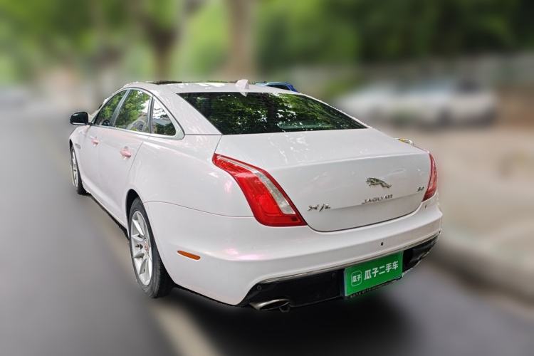 Used Jaguar XJ 2016 XJL 2.0T Two-Wheel-Drive Elegant Business Edition Rear Left 45 Deg