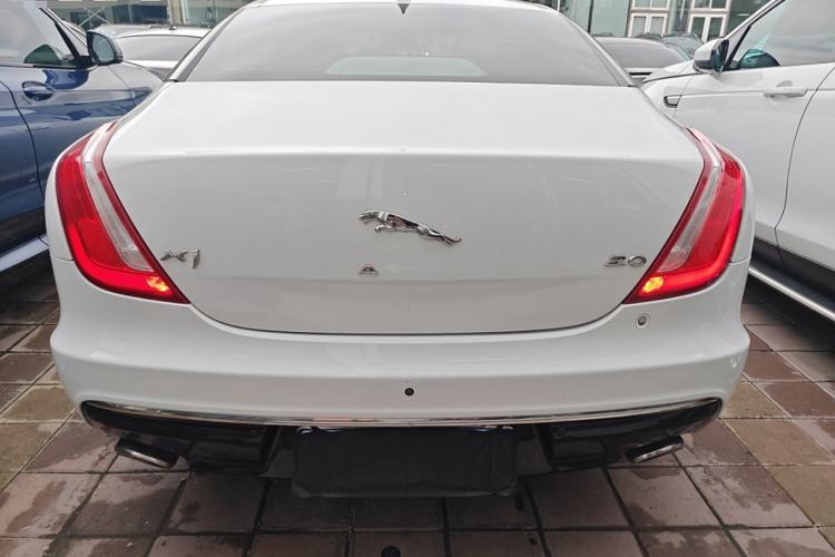 Used Jaguar XJ 2016 XJL 3.0 SC Two-Wheel-Drive Elegant Business Edition Rear