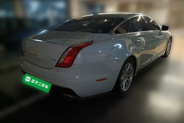 Used Jaguar XJ 2016 XJL 2.0T Two-Wheel-Drive Elegant Business Edition Rear Right 45 Deg