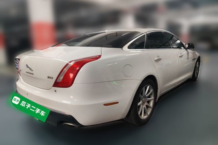 Used Jaguar XJ 2016 XJL 3.0 SC Two-Wheel-Drive Elegant Business Edition Rear Right 45 Deg