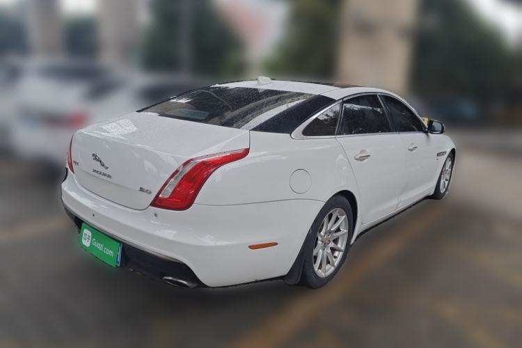 Used Jaguar XJ 2016 XJL 2.0T Two-Wheel-Drive Elegant Business Edition Rear Right 45 Deg