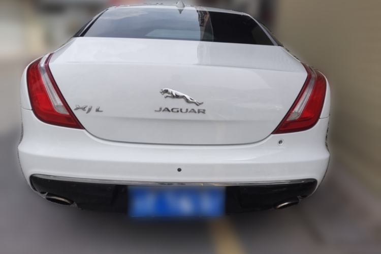 Used Jaguar XJ 2016 XJL 2.0T Two-Wheel-Drive Elegant Business Edition Rear
