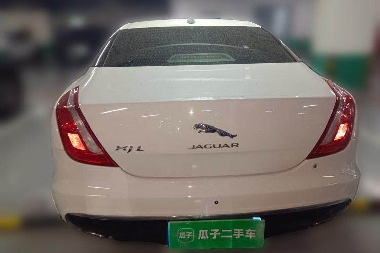 Used Jaguar XJ 2016 XJL 2.0T Two-Wheel-Drive Elegant Business Edition Rear
