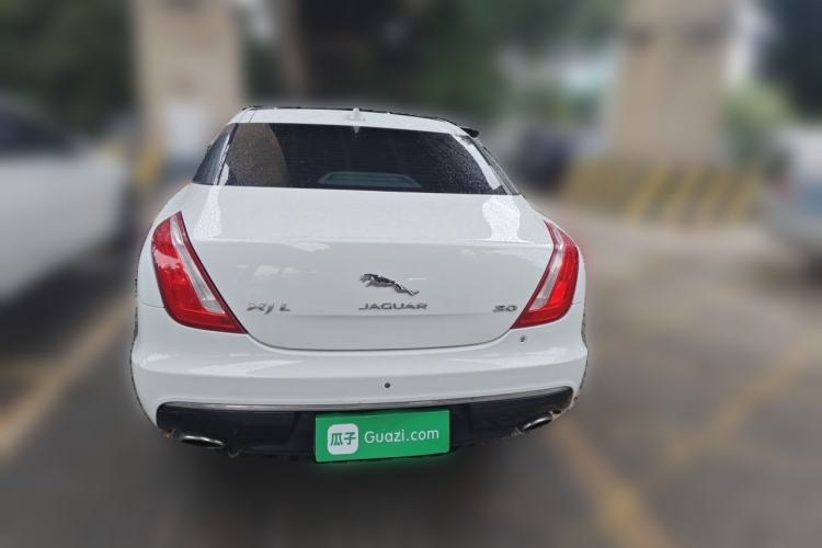 Used Jaguar XJ 2016 XJL 2.0T Two-Wheel-Drive Elegant Business Edition Rear