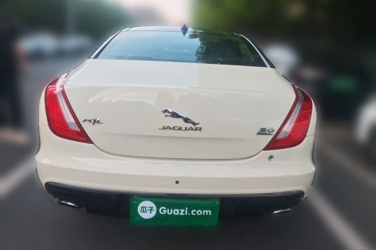 Used Jaguar XJ 2016 XJL 3.0 SC Four-Wheel Drive Panoramic Business Edition Rear