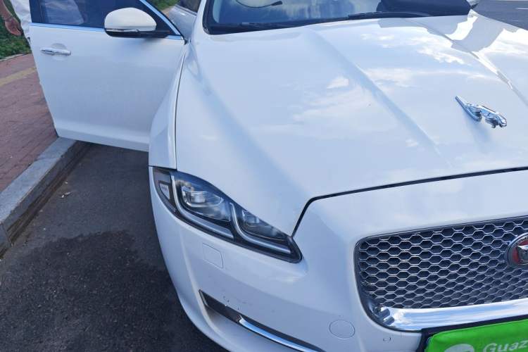 Used Jaguar XJ 2016 XJL 3.0 SC Two-Wheel-Drive Elegant Business Edition Right Front Headlight