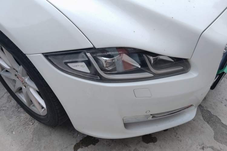Used Jaguar XJ 2016 XJL 2.0T Two-Wheel-Drive Elegant Business Edition Right Front Headlight
