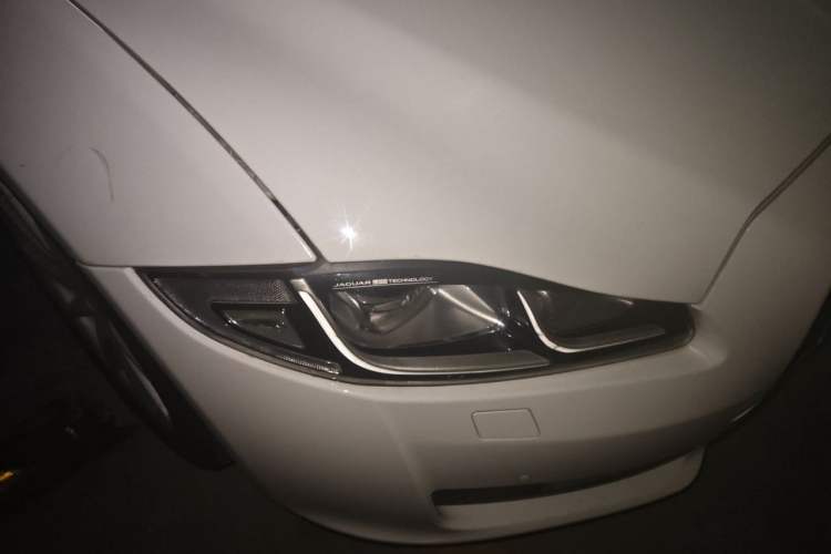 Used Jaguar XJ 2016 XJL 3.0 SC Two-Wheel-Drive Elegant Business Edition Right Front Headlight
