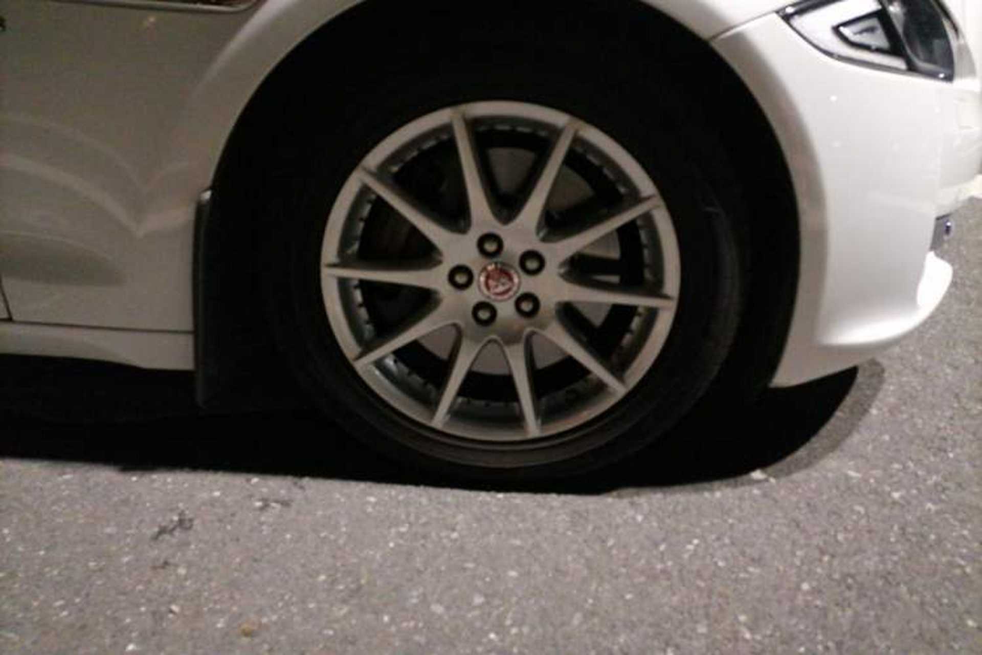 Used Jaguar XJ 2016 XJL 3.0 SC Two-Wheel-Drive Elegant Business Edition Right Front Wheel Hub