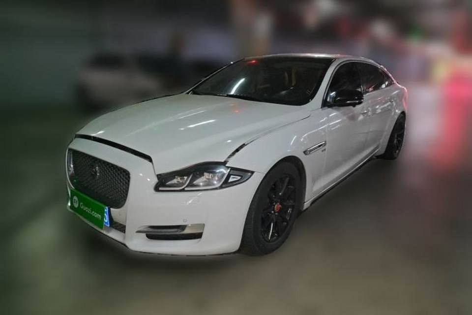 Jaguar XJ 2016