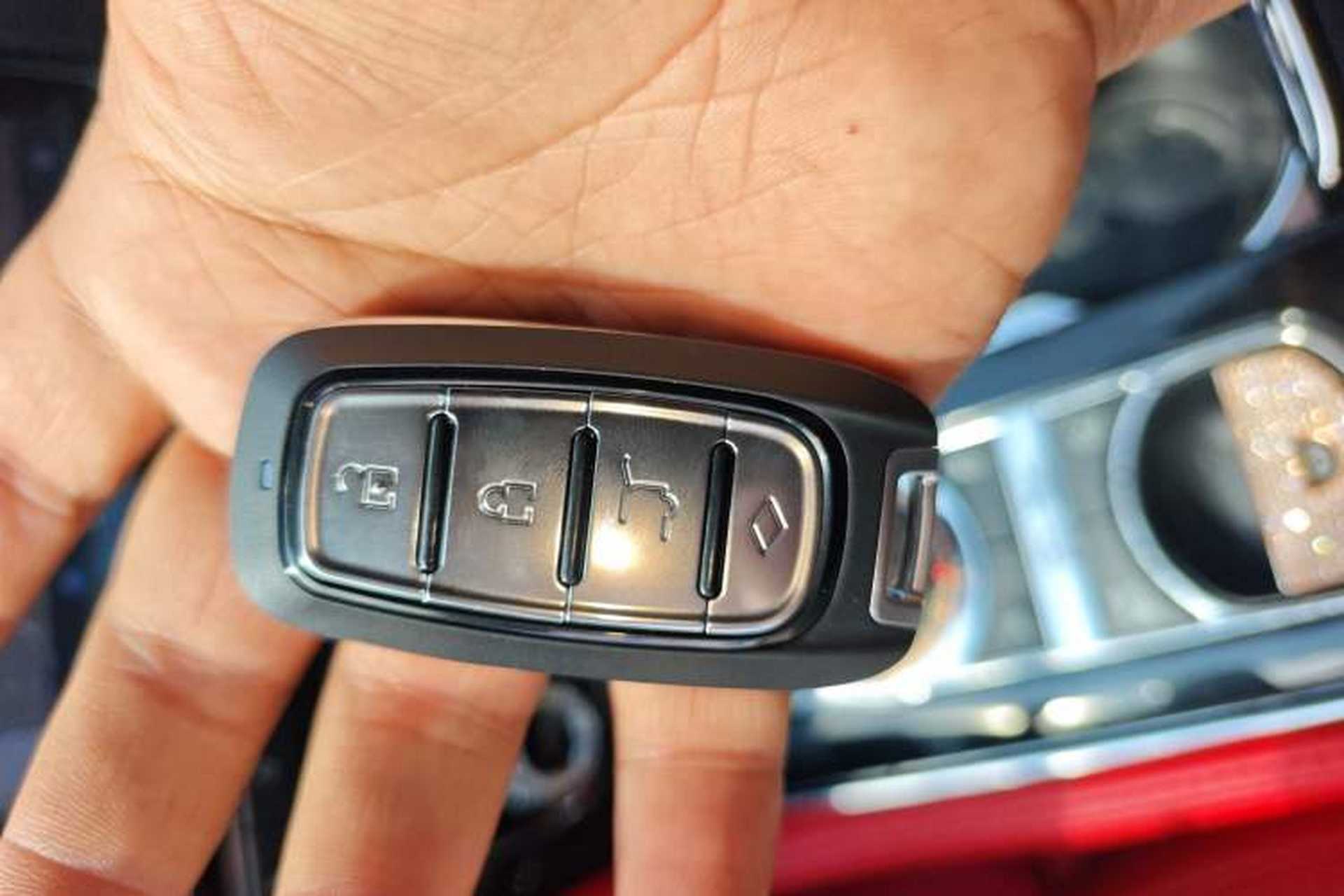 Used Jaguar XJ 2016 XJL 2.0T Two-Wheel-Drive Elegant Business Edition Vehicle Key