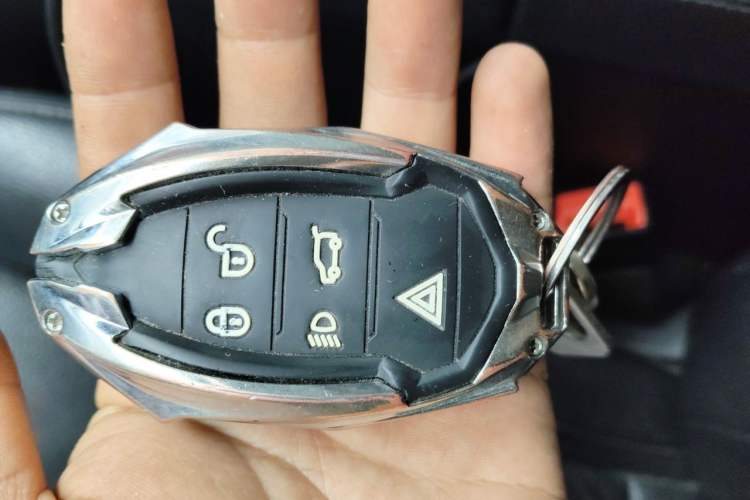 Used Jaguar XJ 2016 XJL 2.0T Two-Wheel-Drive Elegant Business Edition Vehicle Key