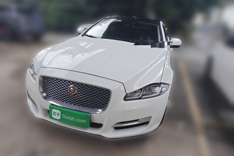 Used Jaguar XJ 2016 XJL 2.0T Two-Wheel-Drive Elegant Business Edition Guazi used car, China used car export, Used car for sale, Used cars, Cheapest cars for sale