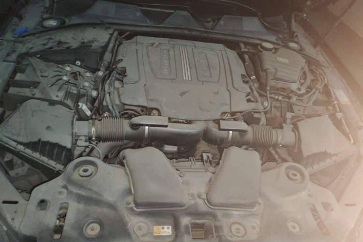 Used Jaguar XJ 2018 XJL 3.0 SC Two-Wheel-Drive Elegant Business Edition Engine Bay
