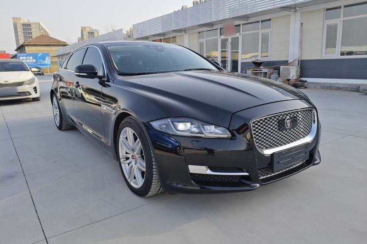 Used Jaguar XJ 2018 XJL 3.0 SC Two-Wheel-Drive Elegant Business Edition Exterior 2
