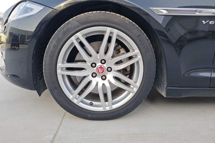 Used Jaguar XJ 2018 XJL 3.0 SC Two-Wheel-Drive Elegant Business Edition Exterior 7
