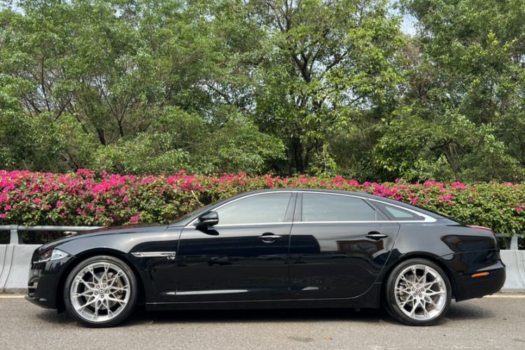 Used Jaguar XJ 2018 XJL 3.0 SC Two-Wheel-Drive Elegant Business Edition Exterior 7