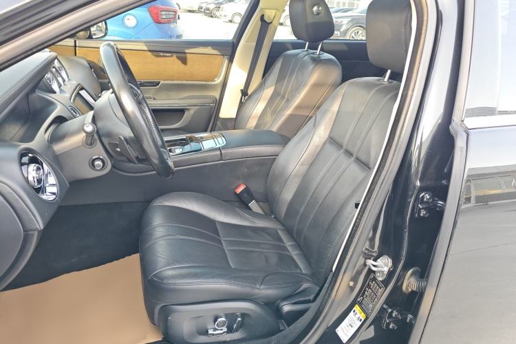 Used Jaguar XJ 2018 XJL 3.0 SC Two-Wheel-Drive Elegant Business Edition Left Front Seat