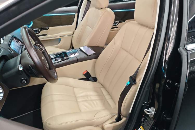 Used Jaguar XJ 2018 XJL 3.0 SC Two-Wheel-Drive Elegant Business Edition Left Front Seat