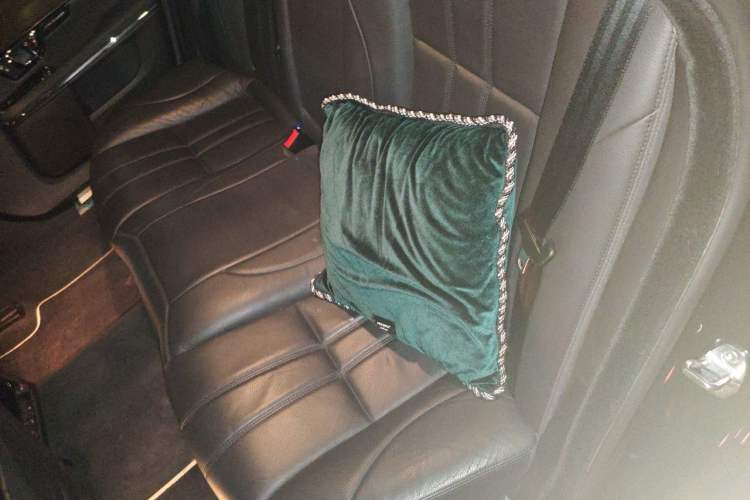 Used Jaguar XJ 2018 XJL 3.0 SC Two-Wheel-Drive Elegant Business Edition Left Rear Seat