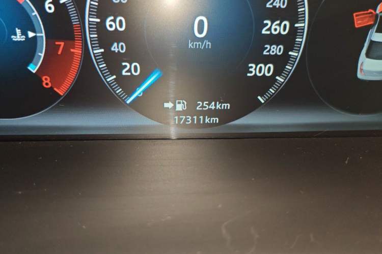 Used Jaguar XJ 2018 XJL 3.0 SC Two-Wheel-Drive Elegant Business Edition Odometer Close Up