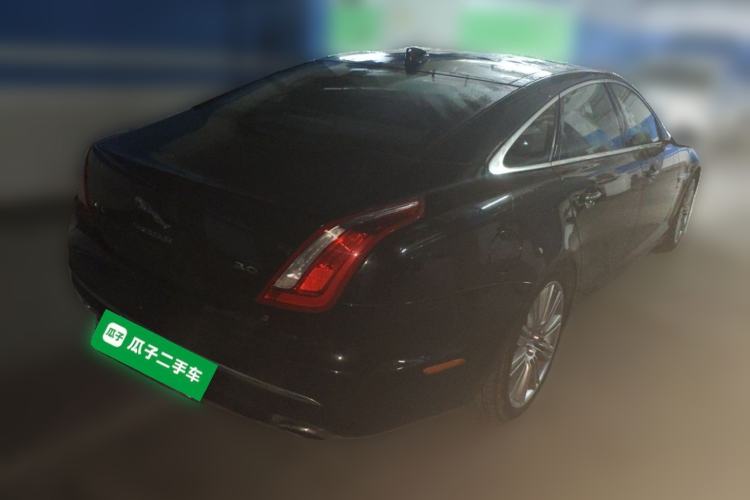 Used Jaguar XJ 2018 XJL 3.0 SC Two-Wheel-Drive Elegant Business Edition Rear Right 45 Deg