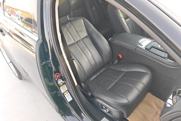 Used Jaguar XJ 2018 XJL 3.0 SC Two-Wheel-Drive Elegant Business Edition Right Front Seat