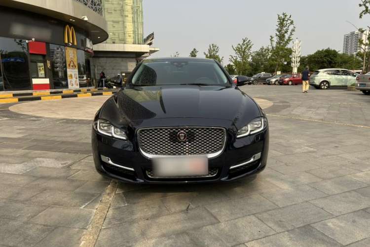 Used Jaguar XJ 2018 XJL 3.0 SC Two-Wheel-Drive Elegant Business Edition Exterior 1