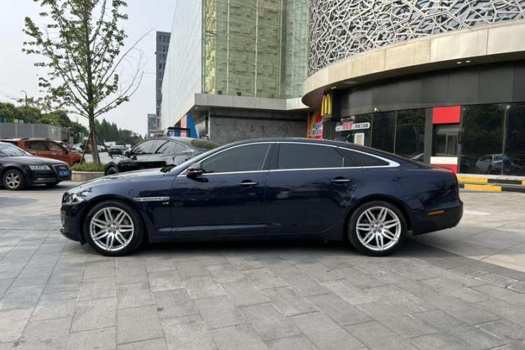 Used Jaguar XJ 2018 XJL 3.0 SC Two-Wheel-Drive Elegant Business Edition Exterior 3
