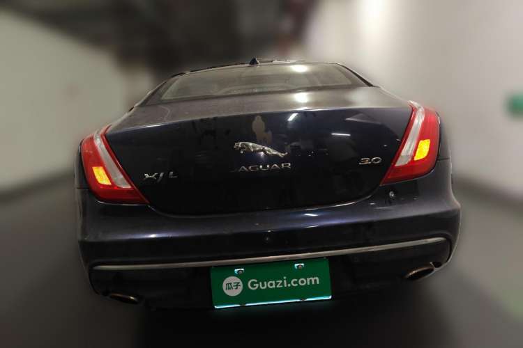 Used Jaguar XJ 2018 XJL 3.0 SC Two-Wheel-Drive Elegant Business Edition Rear