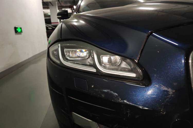 Used Jaguar XJ 2018 XJL 3.0 SC Two-Wheel-Drive Elegant Business Edition Right Front Headlight