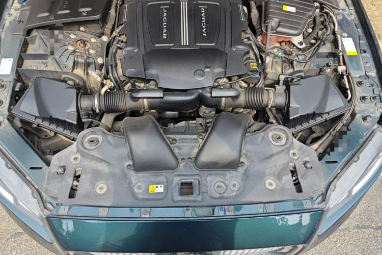 Used Jaguar XJ 2018 XJL 3.0 SC Two-Wheel-Drive Elegant Business Edition Engine Bay