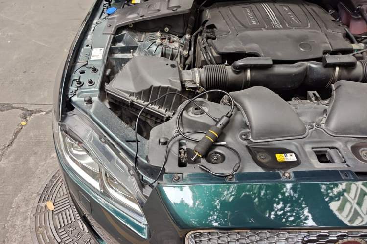 Used Jaguar XJ 2018 XJL 3.0 SC Two-Wheel-Drive Elegant Business Edition Engine Bay Right