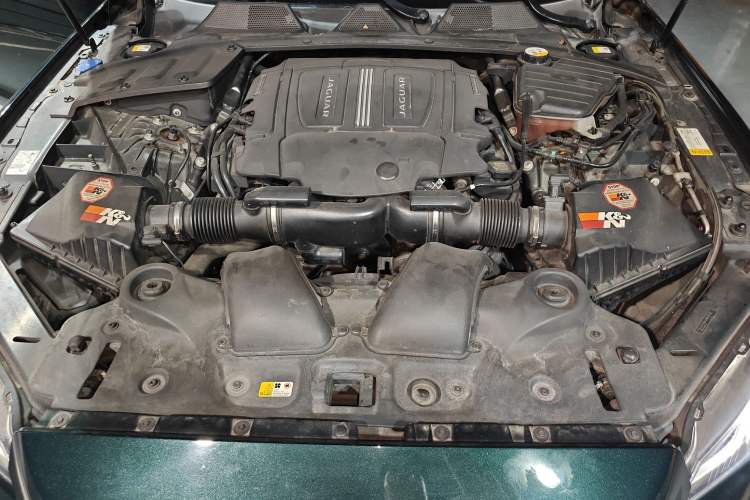 Used Jaguar XJ 2018 XJL 3.0 SC Two-Wheel-Drive Elegant Business Edition Engine Bay