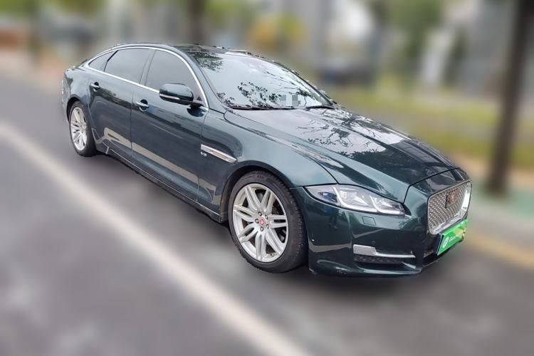 Used Jaguar XJ 2018 XJL 3.0 SC Two-Wheel-Drive Elegant Business Edition Front Right 45 Deg