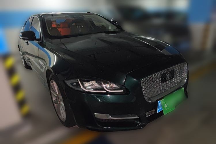 Used Jaguar XJ 2018 XJL 3.0 SC Four-Wheel Drive Panoramic Business Edition Front Right 45 Deg