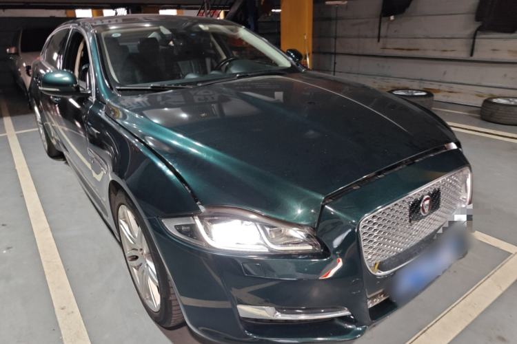 Used Jaguar XJ 2018 XJL 3.0 SC Two-Wheel-Drive Elegant Business Edition Front Right 45 Deg