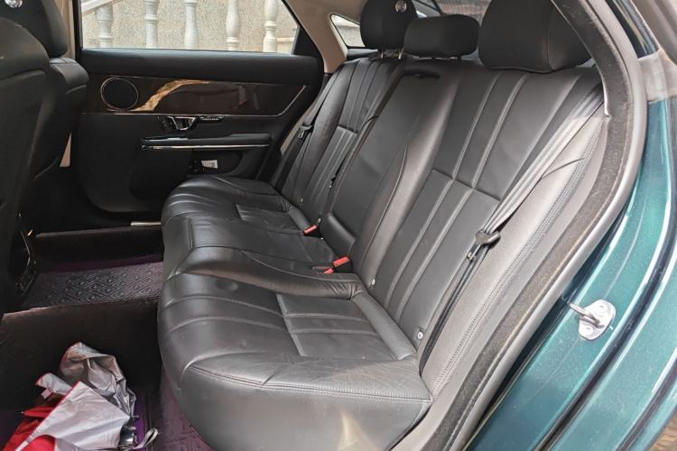 Used Jaguar XJ 2018 XJL 3.0 SC Two-Wheel-Drive Elegant Business Edition Interior 4